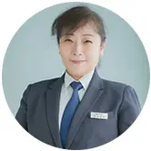 支配人　吉村 睦美